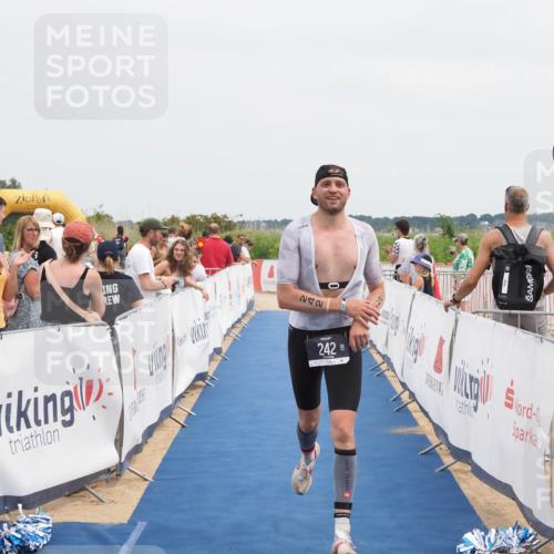 22.06.2025 - Viking Triathlon MichiJ http://msf.ph/oto/8110122 22.06.2025 14:52:33 Ziel 101, 242 meine-sportfotos.de