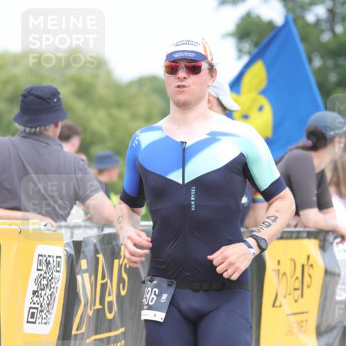22.06.2025 - Viking Triathlon H.Heesch http://msf.ph/oto/8110130 22.06.2025 14:44:38 Laufen 285, 496 meine-sportfotos.de