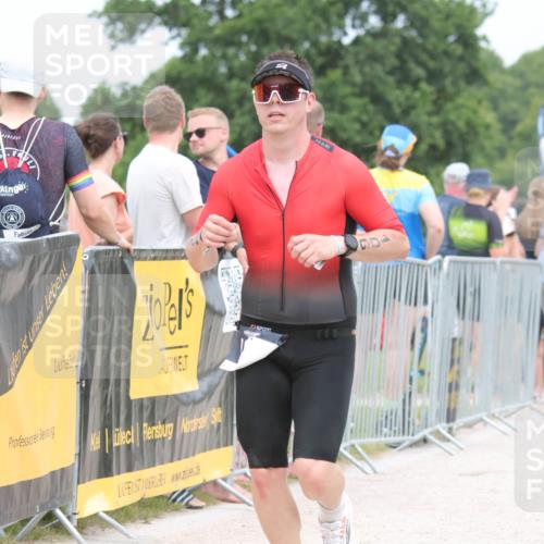 22.06.2025 - Viking Triathlon H.Heesch http://msf.ph/oto/8110135 22.06.2025 14:40:14 Laufen 106, 234, 358 meine-sportfotos.de