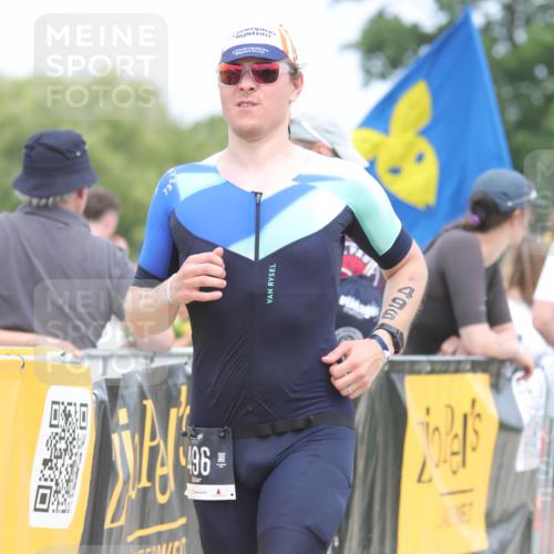 22.06.2025 - Viking Triathlon H.Heesch http://msf.ph/oto/8110136 22.06.2025 14:44:38 Laufen 285, 496 meine-sportfotos.de