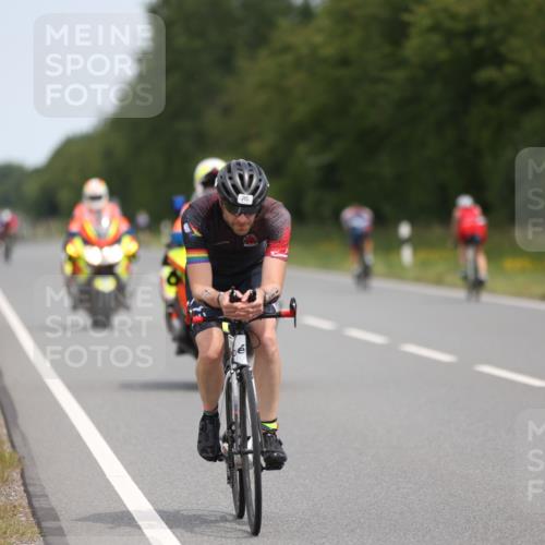 22.06.2025 - Viking Triathlon Yannick Fuchs http://msf.ph/oto/8110240 22.06.2025 12:15:03 Radfahren 72, 433, 553, 555 meine-sportfotos.de