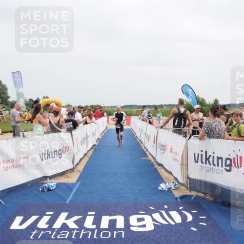 22.06.2025 - Viking Triathlon MichiJ http://msf.ph/oto/8110263 22.06.2025 14:52:35 Ziel 101, 242 meine-sportfotos.de