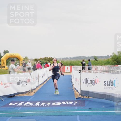 22.06.2025 - Viking Triathlon MichiJ http://msf.ph/oto/8110267 22.06.2025 16:39:18 Ziel 140 meine-sportfotos.de