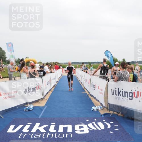 22.06.2025 - Viking Triathlon MichiJ http://msf.ph/oto/8110317 22.06.2025 14:52:36 Ziel 101, 242 meine-sportfotos.de