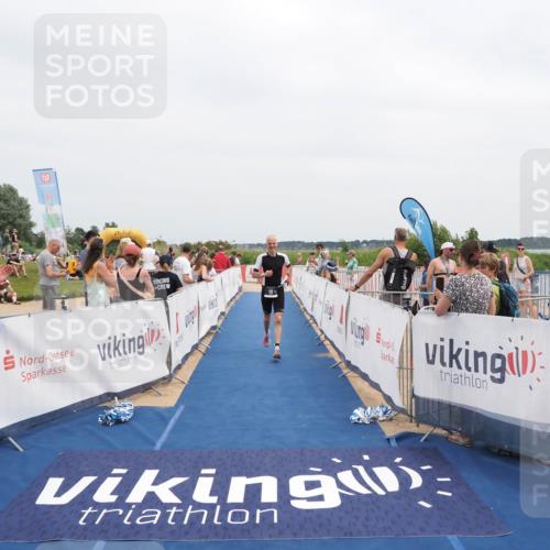 22.06.2025 - Viking Triathlon MichiJ http://msf.ph/oto/8110330 22.06.2025 14:52:36 Ziel 101, 242 meine-sportfotos.de