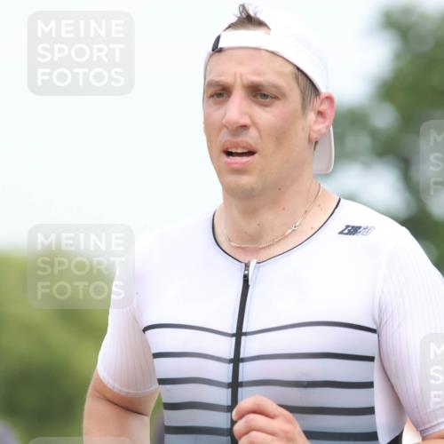 22.06.2025 - Viking Triathlon H.Heesch http://msf.ph/oto/8110367 22.06.2025 14:40:29 Laufen 97, 444 meine-sportfotos.de
