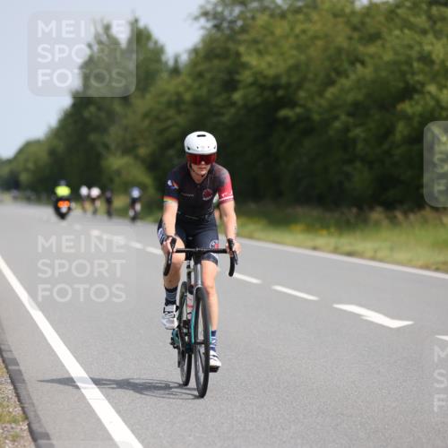 22.06.2025 - Viking Triathlon Yannick Fuchs http://msf.ph/oto/8110378 22.06.2025 11:34:31 Radfahren 12, 221 meine-sportfotos.de