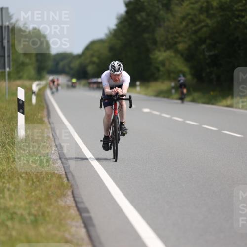 22.06.2025 - Viking Triathlon Yannick Fuchs http://msf.ph/oto/8110457 22.06.2025 11:34:44 Radfahren 230, 421, 613, 616 meine-sportfotos.de
