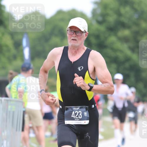 22.06.2025 - Viking Triathlon H.Heesch http://msf.ph/oto/8110464 22.06.2025 14:45:06 Laufen 47, 423 meine-sportfotos.de