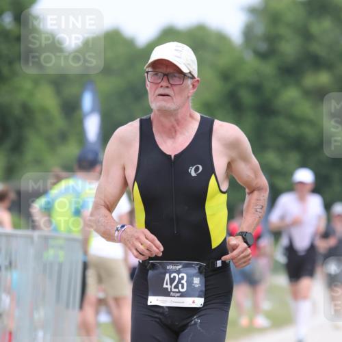 22.06.2025 - Viking Triathlon H.Heesch http://msf.ph/oto/8110480 22.06.2025 14:45:06 Laufen 47, 423 meine-sportfotos.de