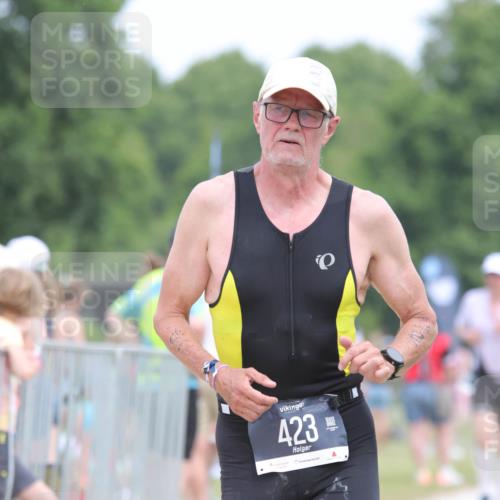 22.06.2025 - Viking Triathlon H.Heesch http://msf.ph/oto/8110503 22.06.2025 14:45:07 Laufen 47, 423 meine-sportfotos.de