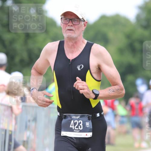 22.06.2025 - Viking Triathlon H.Heesch http://msf.ph/oto/8110520 22.06.2025 14:45:07 Laufen 47, 423 meine-sportfotos.de