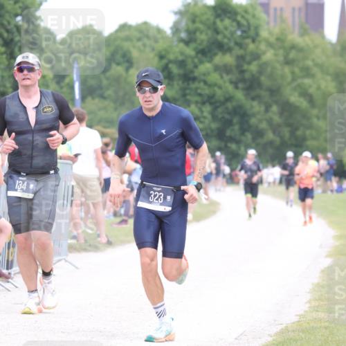 22.06.2025 - Viking Triathlon H.Heesch http://msf.ph/oto/8110562 22.06.2025 14:45:22 Laufen 134, 323, 487 meine-sportfotos.de