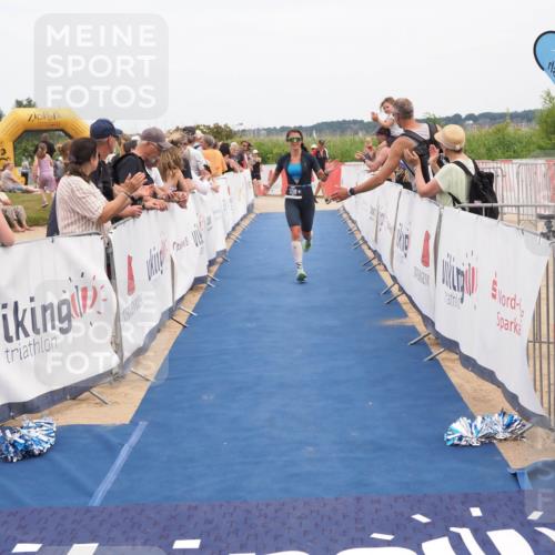 22.06.2025 - Viking Triathlon MichiJ http://msf.ph/oto/8110607 22.06.2025 15:01:54 Ziel 398 meine-sportfotos.de