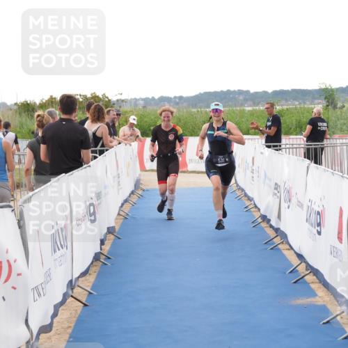 22.06.2025 - Viking Triathlon MichiJ http://msf.ph/oto/8110610 22.06.2025 16:22:30 Ziel 425, 531 meine-sportfotos.de