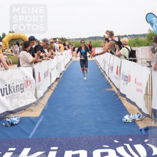 22.06.2025 - Viking Triathlon MichiJ http://msf.ph/oto/8110624 22.06.2025 15:01:54 Ziel 398 meine-sportfotos.de