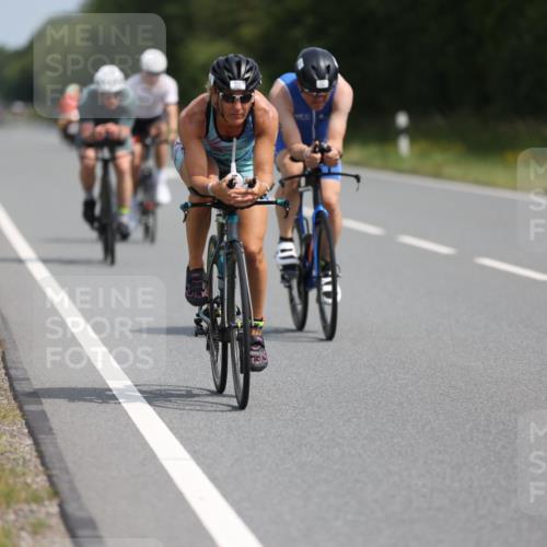 22.06.2025 - Viking Triathlon Yannick Fuchs http://msf.ph/oto/8110634 22.06.2025 11:35:02 Radfahren 109, 216, 282, 318, 326, 465, 645 meine-sportfotos.de