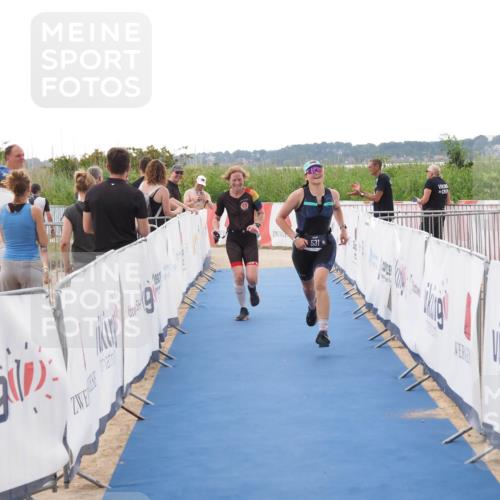 22.06.2025 - Viking Triathlon MichiJ http://msf.ph/oto/8110654 22.06.2025 16:22:31 Ziel 425, 531 meine-sportfotos.de