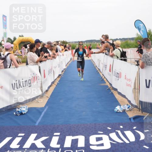 22.06.2025 - Viking Triathlon MichiJ http://msf.ph/oto/8110673 22.06.2025 15:01:55 Ziel 398 meine-sportfotos.de