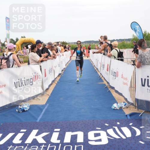 22.06.2025 - Viking Triathlon MichiJ http://msf.ph/oto/8110685 22.06.2025 15:01:55 Ziel 398 meine-sportfotos.de
