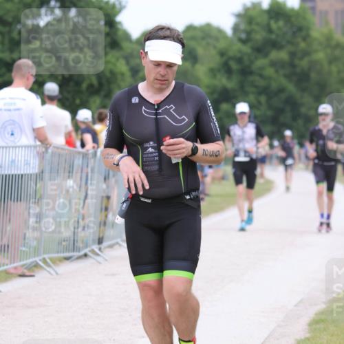 22.06.2025 - Viking Triathlon H.Heesch http://msf.ph/oto/8110712 22.06.2025 14:45:40 Laufen 130, 552 meine-sportfotos.de