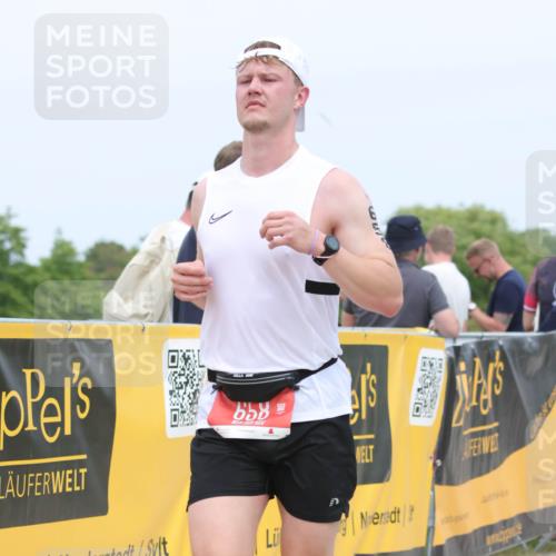 22.06.2025 - Viking Triathlon H.Heesch http://msf.ph/oto/8110731 22.06.2025 14:40:50 Laufen 76, 439, 458, 460, 658 meine-sportfotos.de