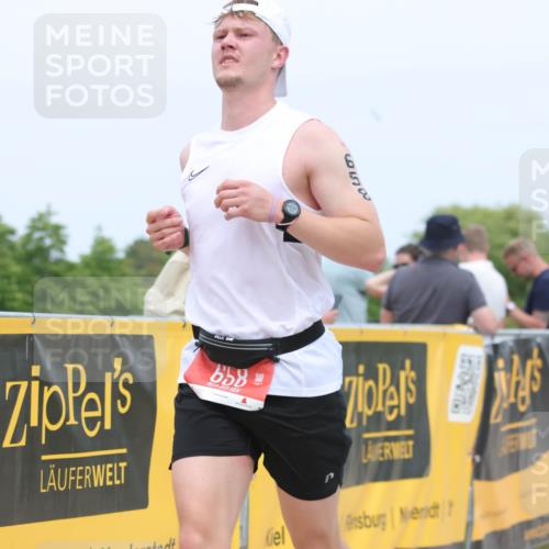 22.06.2025 - Viking Triathlon H.Heesch http://msf.ph/oto/8110737 22.06.2025 14:40:50 Laufen 76, 439, 458, 460, 658 meine-sportfotos.de