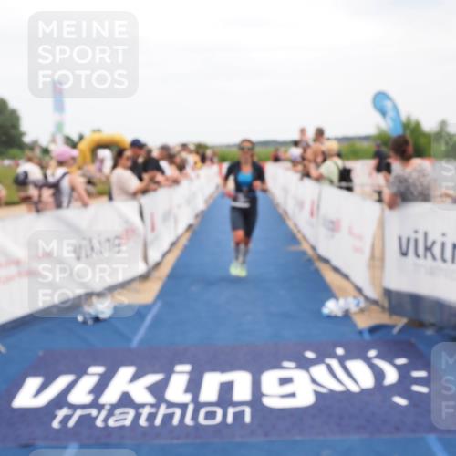 22.06.2025 - Viking Triathlon MichiJ http://msf.ph/oto/8110761 22.06.2025 15:01:55 Ziel 398 meine-sportfotos.de
