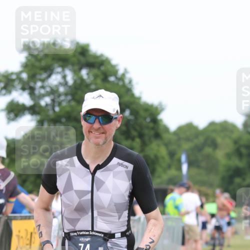 22.06.2025 - Viking Triathlon H.Heesch http://msf.ph/oto/8110770 22.06.2025 14:45:50 Laufen 74, 375 meine-sportfotos.de