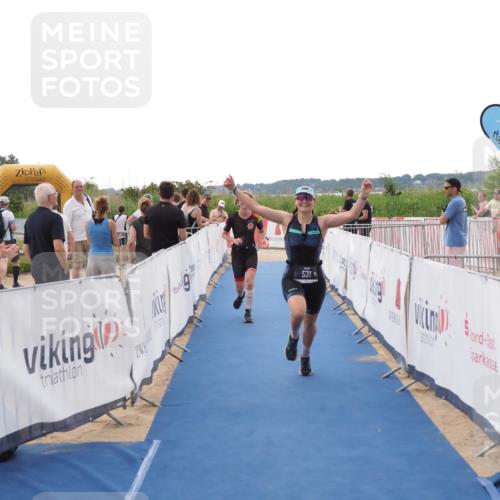 22.06.2025 - Viking Triathlon MichiJ http://msf.ph/oto/8110771 22.06.2025 16:22:32 Ziel 425, 531 meine-sportfotos.de