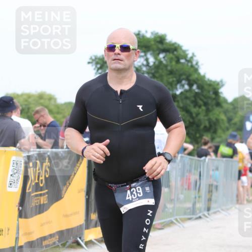 22.06.2025 - Viking Triathlon H.Heesch http://msf.ph/oto/8110777 22.06.2025 14:40:52 Laufen 76, 439, 458, 658 meine-sportfotos.de