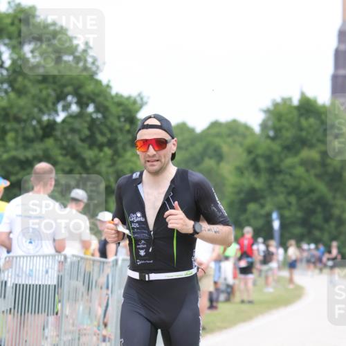 22.06.2025 - Viking Triathlon H.Heesch http://msf.ph/oto/8110788 22.06.2025 14:46:02 Laufen 314, 433, 648 meine-sportfotos.de