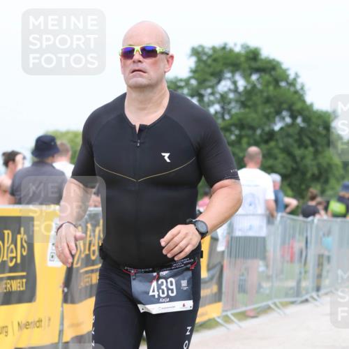 22.06.2025 - Viking Triathlon H.Heesch http://msf.ph/oto/8110789 22.06.2025 14:40:52 Laufen 76, 439, 458, 658 meine-sportfotos.de