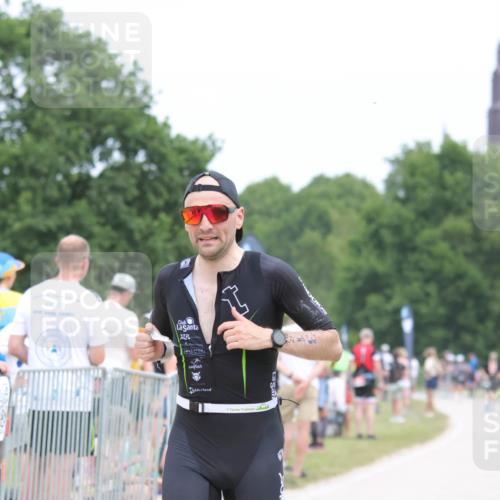 22.06.2025 - Viking Triathlon H.Heesch http://msf.ph/oto/8110793 22.06.2025 14:46:02 Laufen 314, 433, 648 meine-sportfotos.de