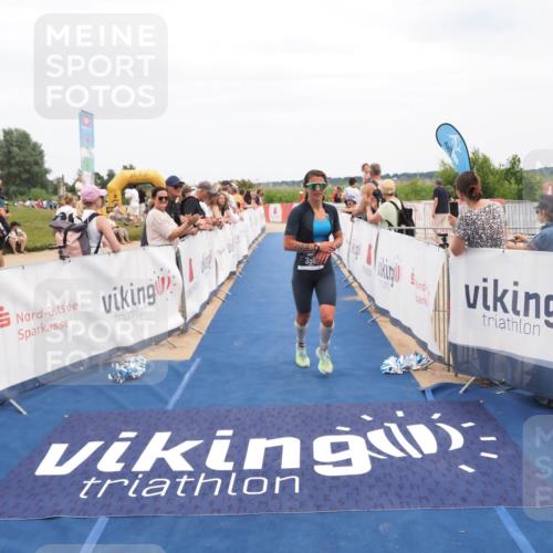 22.06.2025 - Viking Triathlon MichiJ http://msf.ph/oto/8110814 22.06.2025 15:01:56 Ziel 398 meine-sportfotos.de