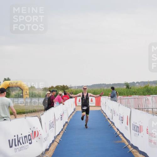 22.06.2025 - Viking Triathlon MichiJ http://msf.ph/oto/8110833 22.06.2025 16:39:41 Ziel 144 meine-sportfotos.de