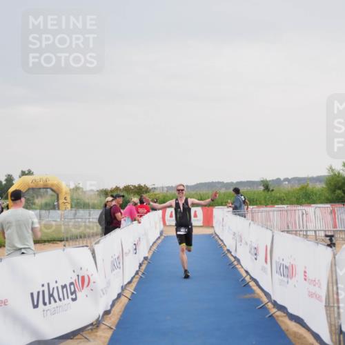 22.06.2025 - Viking Triathlon MichiJ http://msf.ph/oto/8110852 22.06.2025 16:39:42 Ziel 144 meine-sportfotos.de