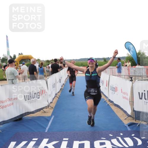 22.06.2025 - Viking Triathlon MichiJ http://msf.ph/oto/8110854 22.06.2025 16:22:33 Ziel 425, 531 meine-sportfotos.de