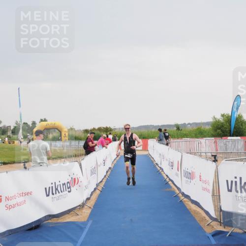 22.06.2025 - Viking Triathlon MichiJ http://msf.ph/oto/8110892 22.06.2025 16:39:42 Ziel 144 meine-sportfotos.de