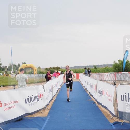 22.06.2025 - Viking Triathlon MichiJ http://msf.ph/oto/8110901 22.06.2025 16:39:42 Ziel 144 meine-sportfotos.de