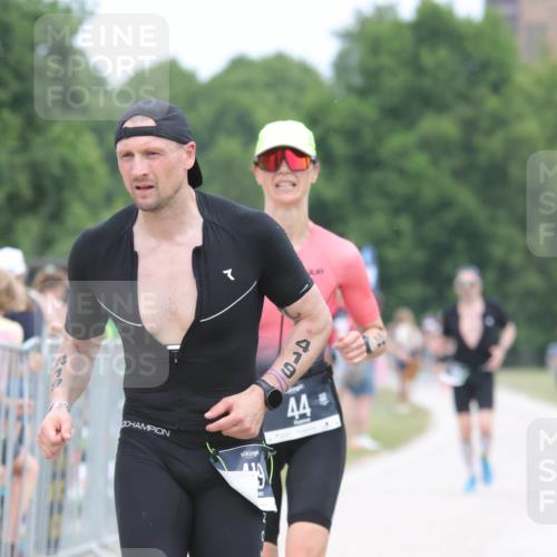 22.06.2025 - Viking Triathlon H.Heesch http://msf.ph/oto/8111004 22.06.2025 14:46:20 Laufen 44, 419 meine-sportfotos.de