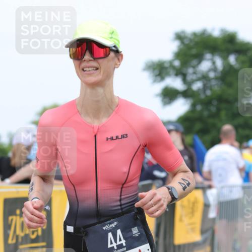 22.06.2025 - Viking Triathlon H.Heesch http://msf.ph/oto/8111017 22.06.2025 14:46:23 Laufen 44, 370, 419 meine-sportfotos.de