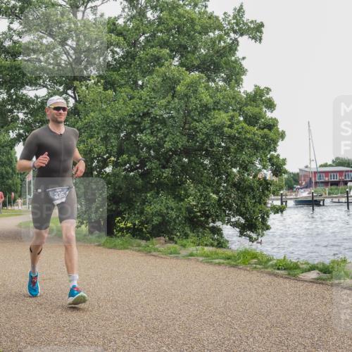 22.06.2025 - Viking Triathlon KatJ http://msf.ph/oto/8111051 22.06.2025 15:03:19 Laufen 335 meine-sportfotos.de