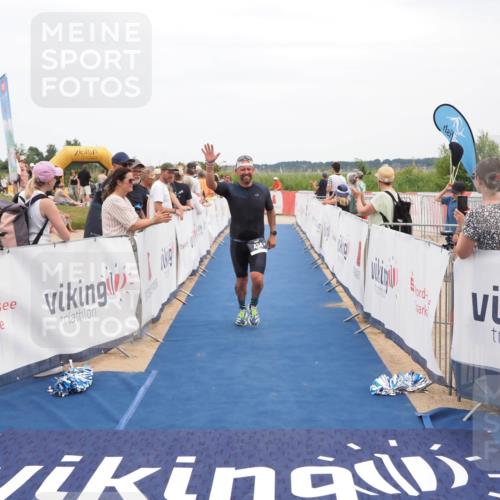22.06.2025 - Viking Triathlon MichiJ http://msf.ph/oto/8111085 22.06.2025 15:02:24 Ziel 434 meine-sportfotos.de