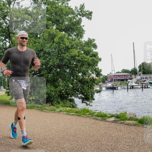 22.06.2025 - Viking Triathlon KatJ http://msf.ph/oto/8111089 22.06.2025 15:03:19 Laufen 335 meine-sportfotos.de