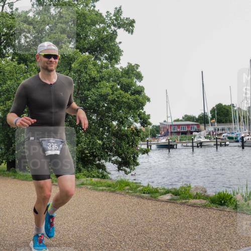 22.06.2025 - Viking Triathlon KatJ http://msf.ph/oto/8111110 22.06.2025 15:03:20 Laufen 335 meine-sportfotos.de