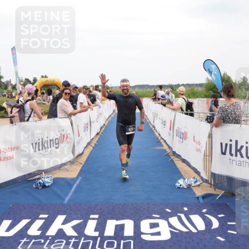 22.06.2025 - Viking Triathlon MichiJ http://msf.ph/oto/8111115 22.06.2025 15:02:24 Ziel 434 meine-sportfotos.de
