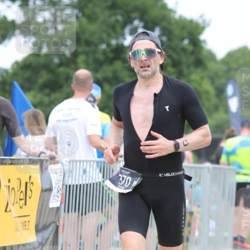 22.06.2025 - Viking Triathlon H.Heesch http://msf.ph/oto/8111123 22.06.2025 14:46:29 Laufen 370 meine-sportfotos.de