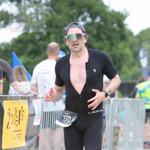 22.06.2025 - Viking Triathlon H.Heesch http://msf.ph/oto/8111130 22.06.2025 14:46:29 Laufen 370 meine-sportfotos.de