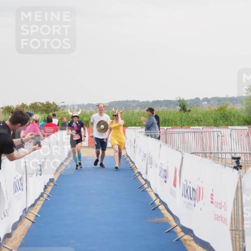 22.06.2025 - Viking Triathlon MichiJ http://msf.ph/oto/8111137 22.06.2025 16:40:52 Ziel 649 meine-sportfotos.de